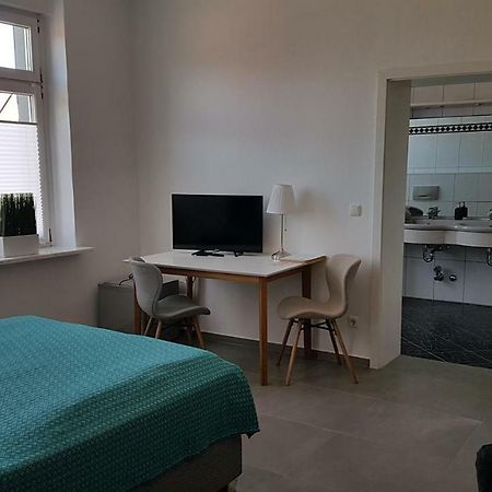 Zimmervermietung Muelheim Apartment มึลไฮม์ อันแดร์ รัวร์ ภายนอก รูปภาพ